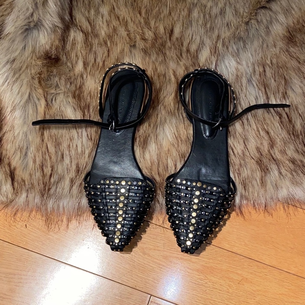 ZARA leather sandal with metal details